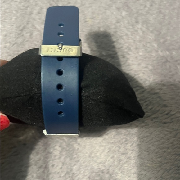Gucci Silver and Navy Watch - Picture 4 of 5